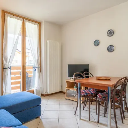 Appartamento Con Terrazzo Vista Monti A Cassina Cremeno
