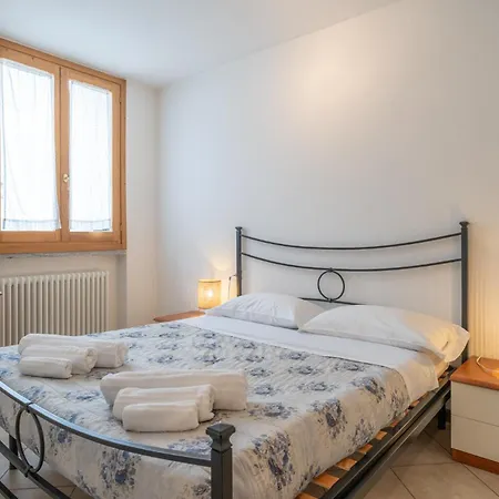 Appartamento Con Terrazzo Vista Monti A Cassina Cremeno